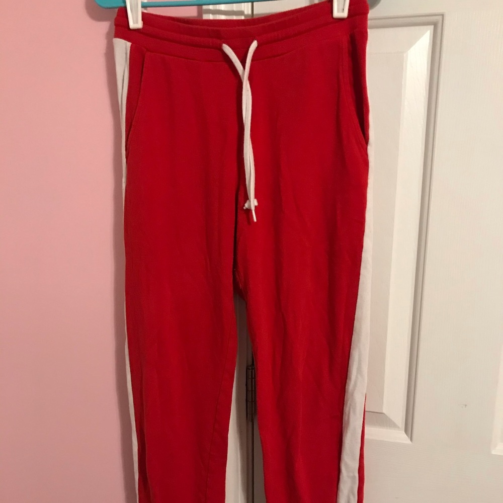 🟣3/$30 H&M Divided red sweatpants joggers